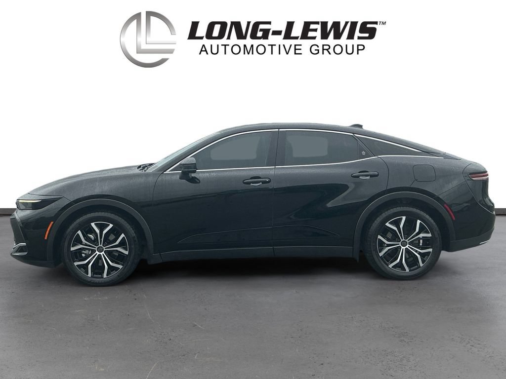 Used 2023 Toyota Crown AWD/4WD image 2