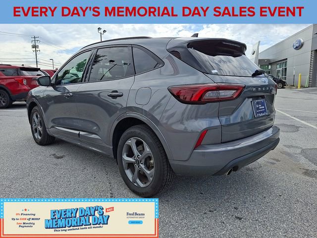 Certified 2024 Ford Escape ST-Line AWD/4WD image 7