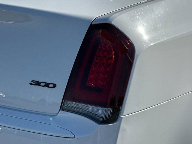Used 2022 Chrysler 300 Touring w/ Sport Appearance Package RWD image 24