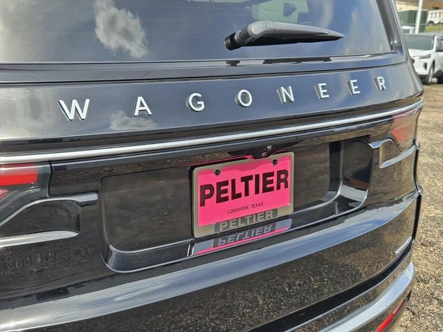 Used 2024 Jeep Wagoneer Series II w/ Flexible Seating Group image 9