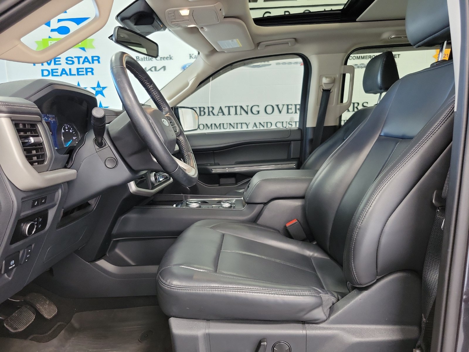 Certified 2024 Ford Expedition XLT AWD/4WD image 8