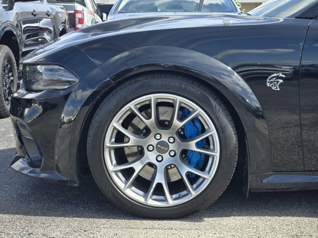 Used 2020 Dodge Charger SRT Hellcat w/ Harman/Kardon Audio Group RWD image 32