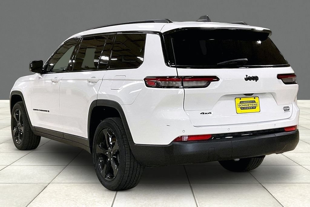 Used 2023 Jeep Grand Cherokee L Laredo AWD/4WD image 11