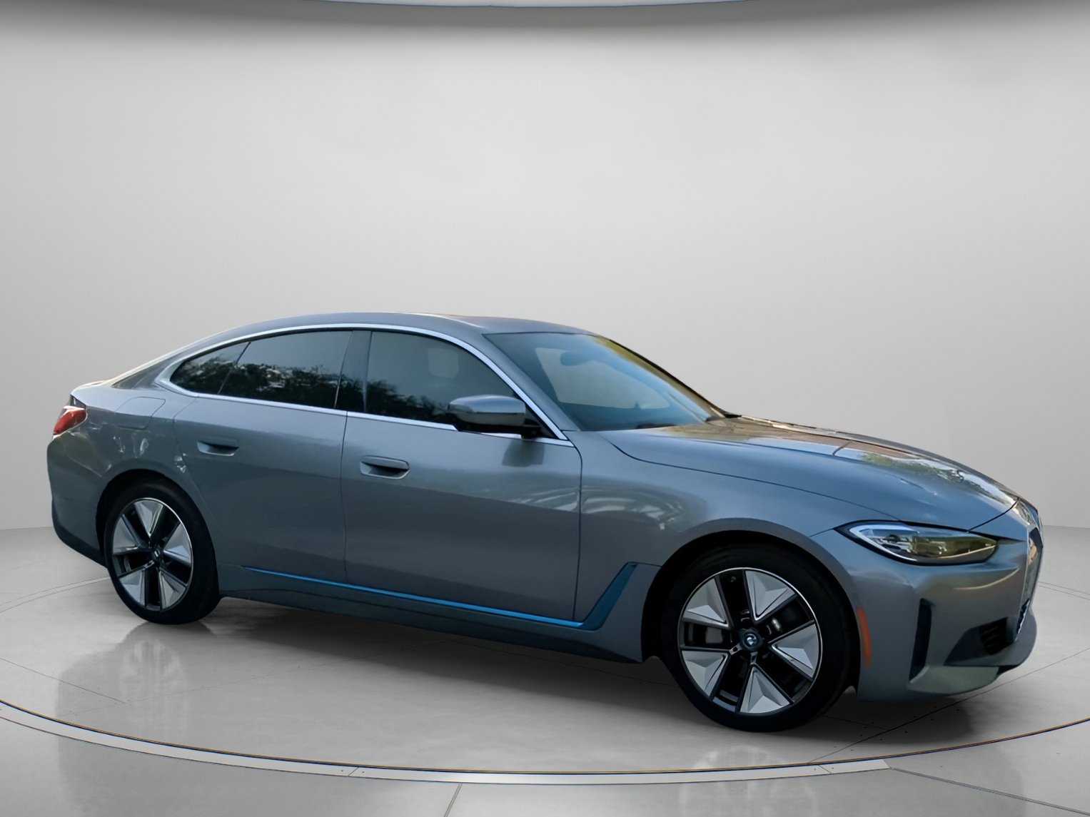 Used 2023 BMW i4 eDrive40 w/ Premium Package RWD image 35