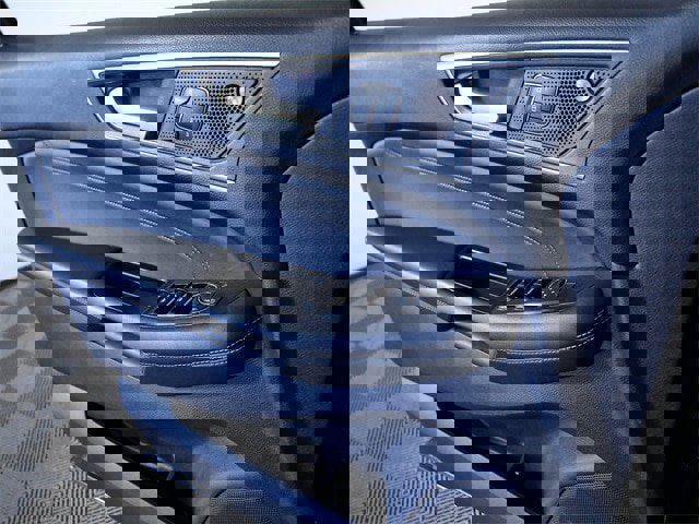 Certified 2019 Ford Edge Titanium w/ Equipment Group 301A image 25