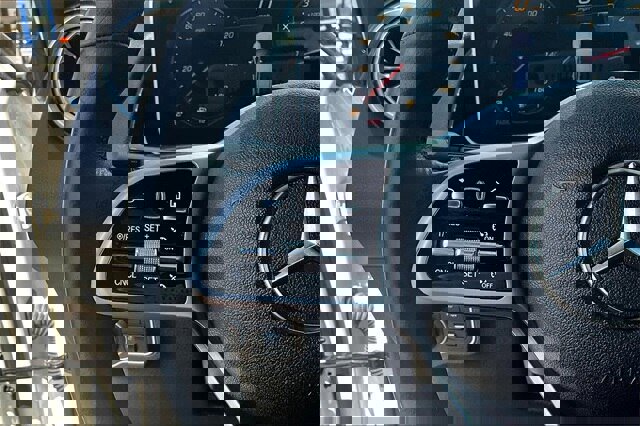 Used 2021 Mercedes-Benz GLB 250 w/ Premium Package image 18