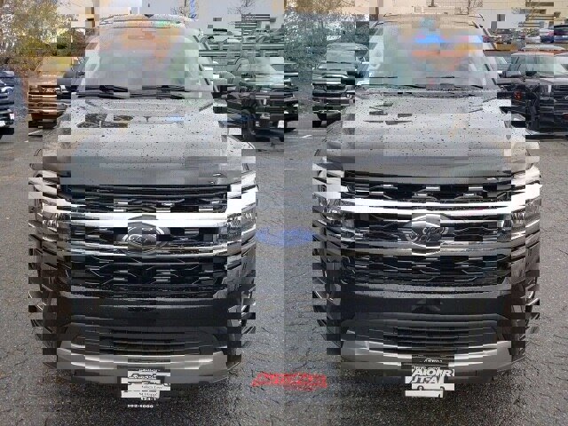 Certified 2024 Ford Expedition Limited image 3
