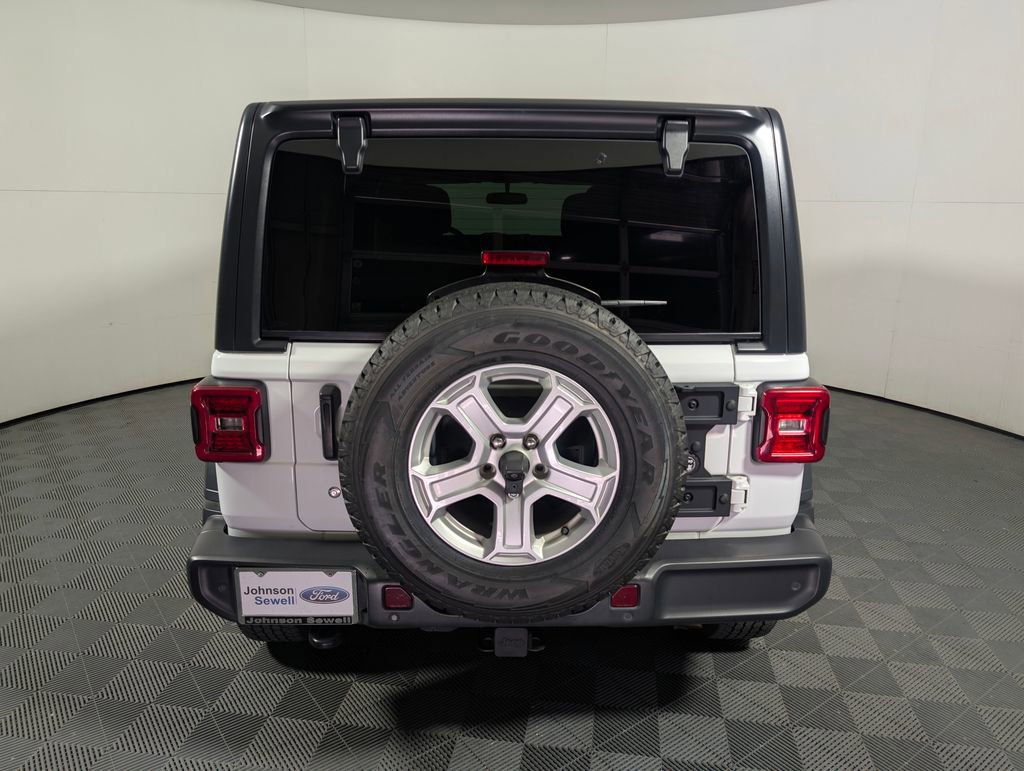 Used 2019 Jeep Wrangler Unlimited Sport S AWD/4WD image 3