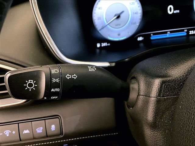 Used 2022 Hyundai Santa Fe Calligraphy AWD/4WD image 30