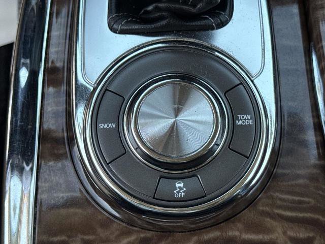 Used 2020 Nissan Armada Platinum w/ Captain's Chairs Package RWD image 35