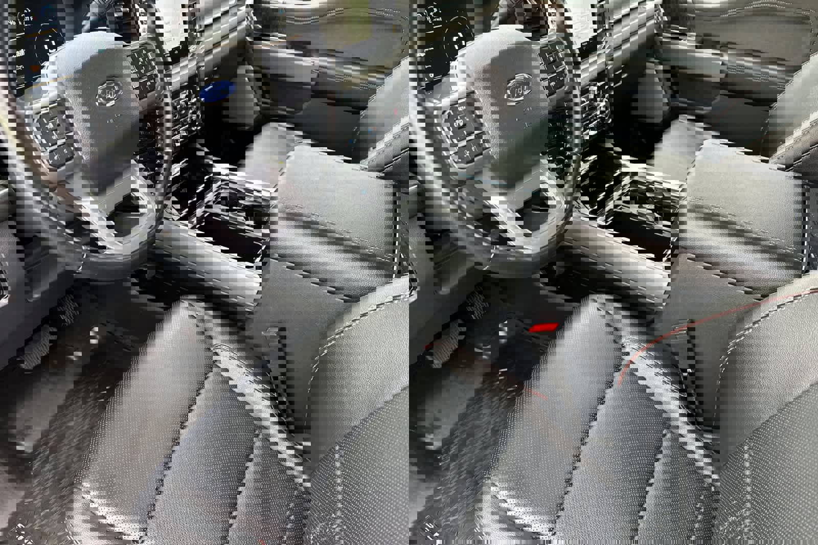 Certified 2023 Ford F250 Lariat w/ Sport Appearance Package image 11