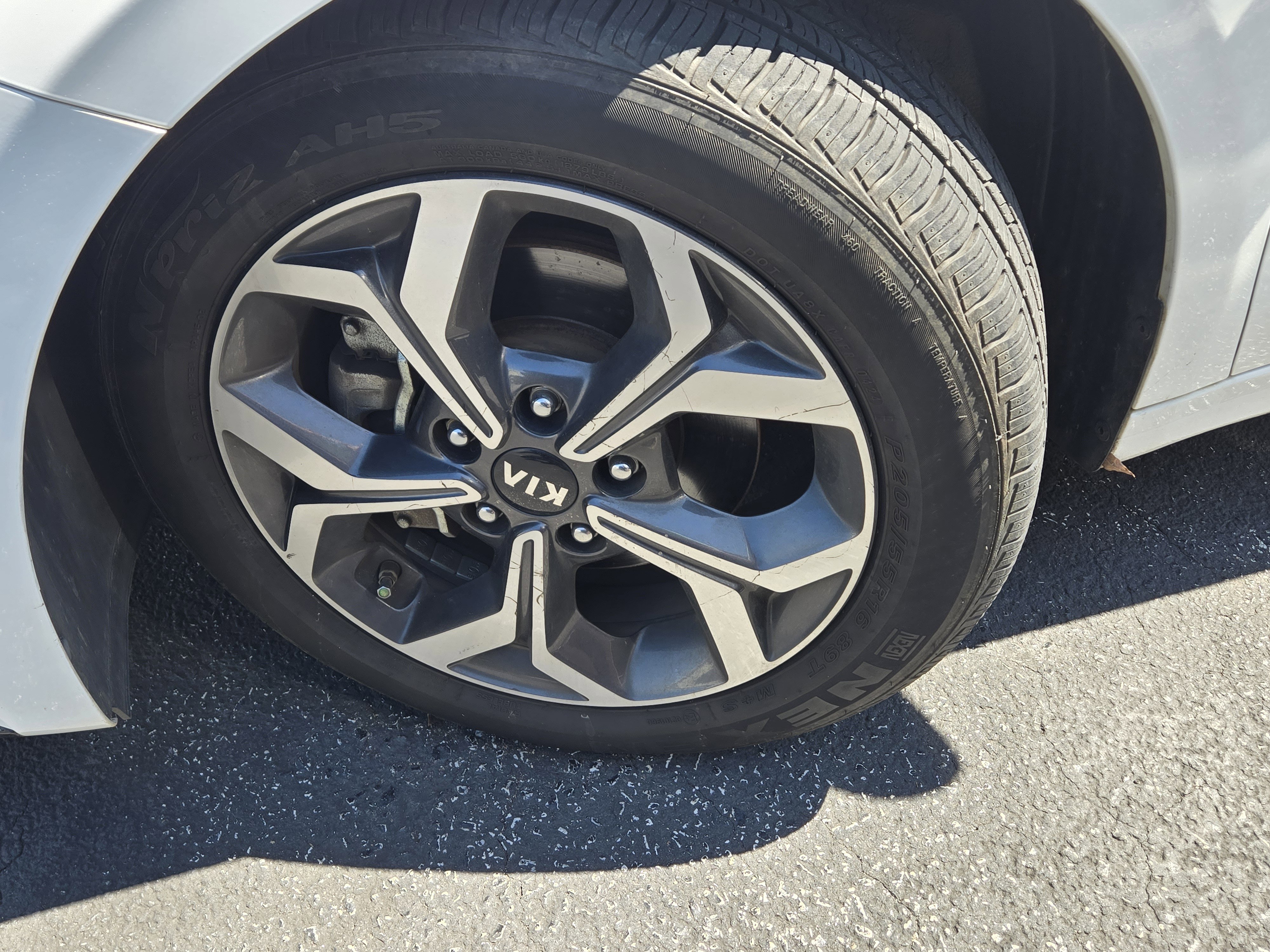 Used 2019 Kia Forte LXS FWD image 5