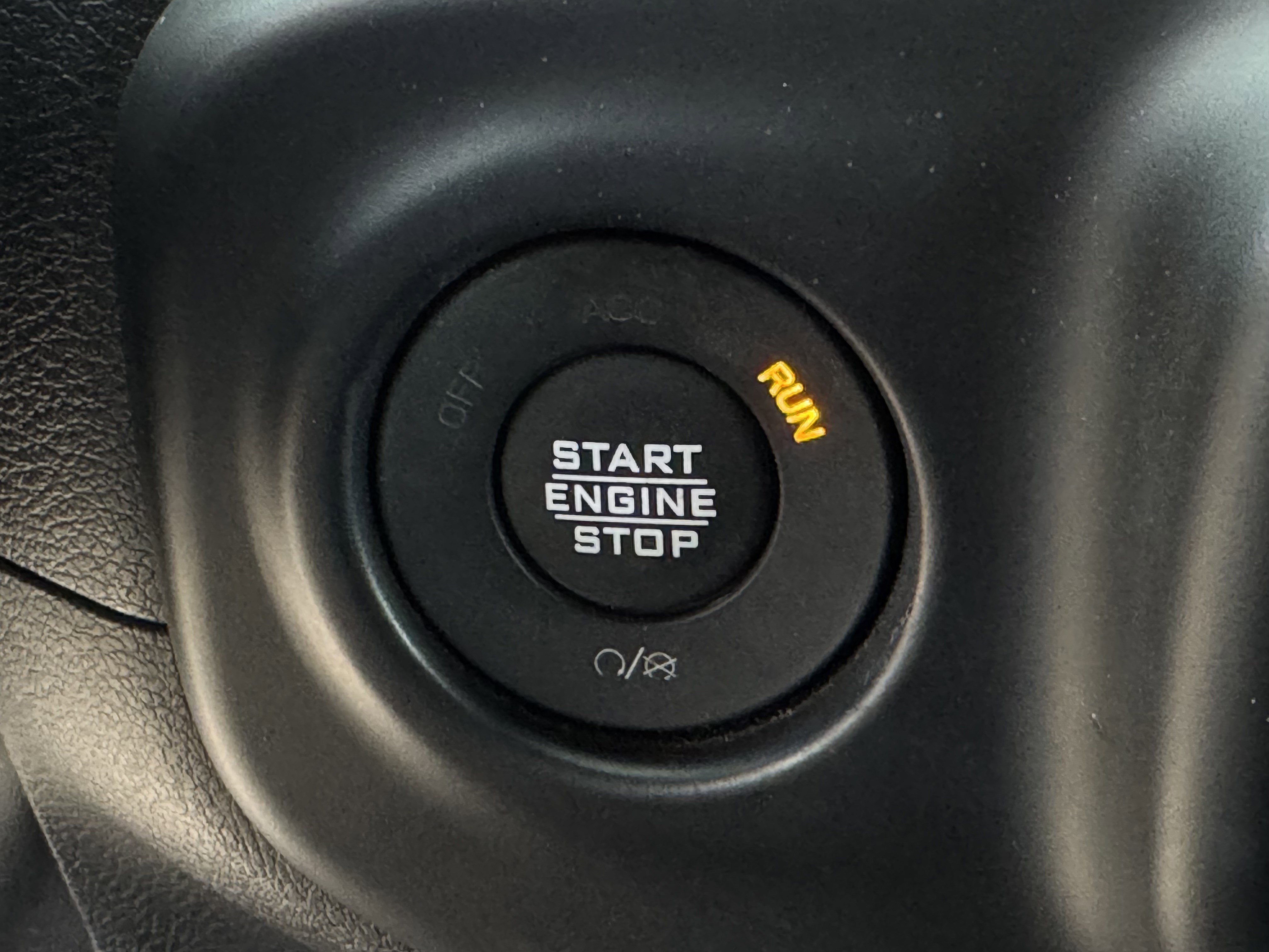 Used 2023 Jeep Wrangler Sahara w/ Safety Group image 25