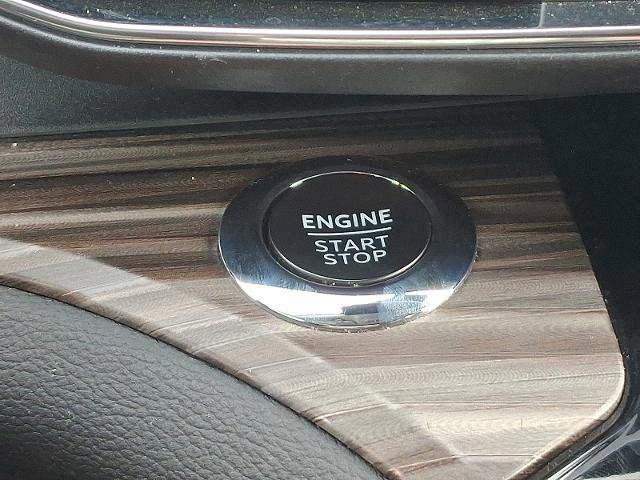 Certified 2023 Ford Explorer Limited w/ Limited Technology Package image 25