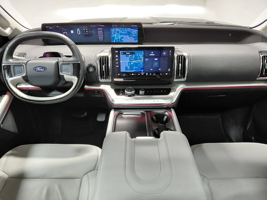 Certified 2025 Ford Expedition Max Platinum AWD/4WD image 3