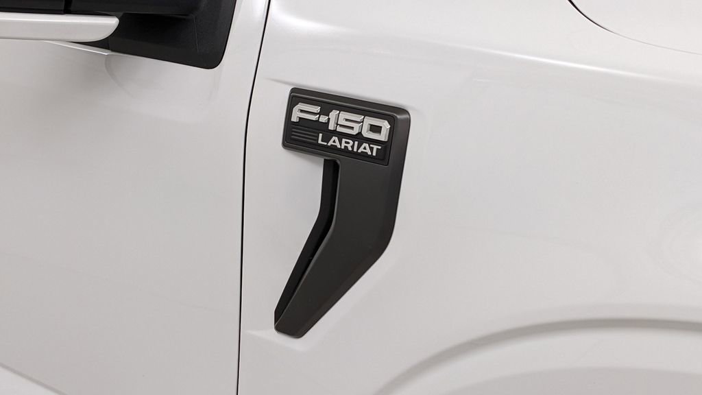 Certified 2022 Ford F150 Lariat w/ Equipment Group 502A High AWD/4WD image 44