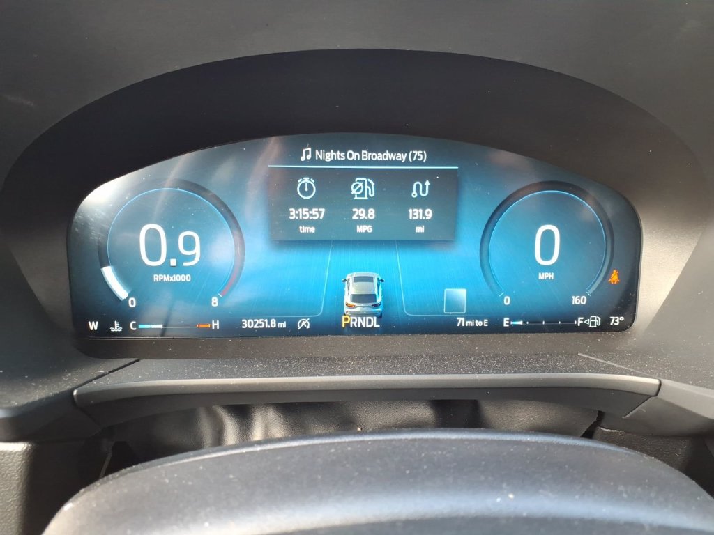 Certified 2025 Ford Escape Platinum AWD/4WD image 22