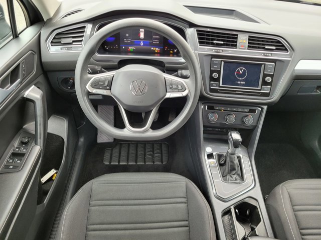 Used 2022 Volkswagen Tiguan S image 13