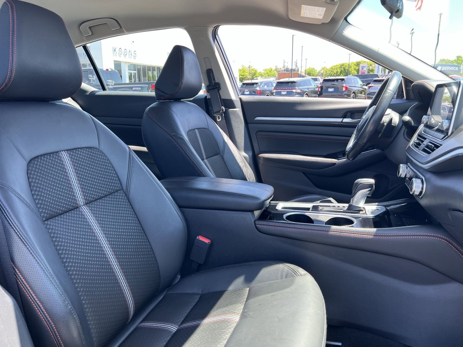 Used 2023 Nissan Altima 2.5 SR FWD image 33