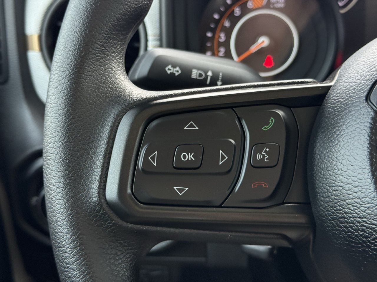 Used 2026 Jeep Wrangler Sport AWD/4WD image 13