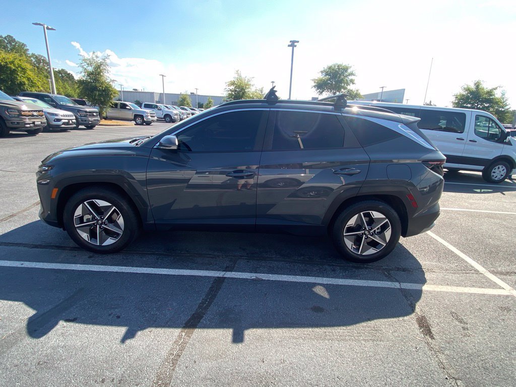 Used 2025 Hyundai Tucson SEL FWD image 4