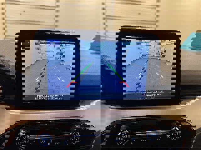 Certified 2020 Ford Escape SE image 15