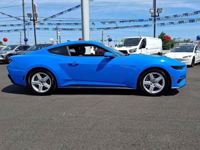Certified 2026 Ford Mustang Premium RWD image 7