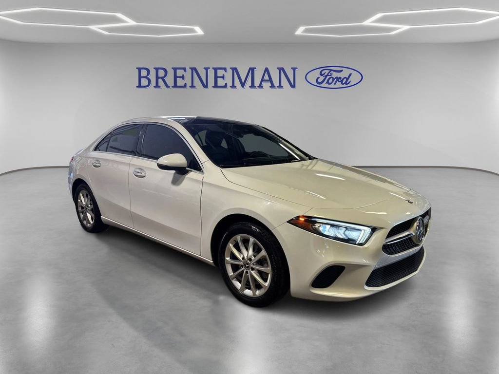 Used 2019 Mercedes-Benz A 220 4MATIC image 3