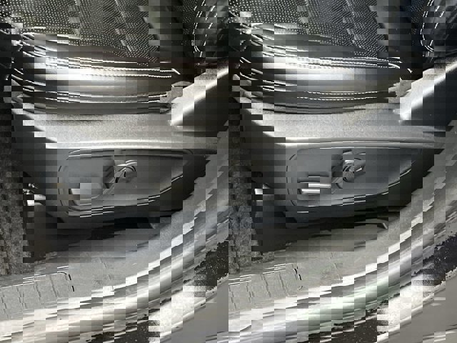 Certified 2024 Ford Escape Platinum image 19