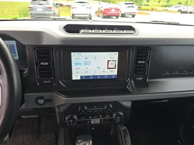 Certified 2023 Ford Bronco Big Bend w/ Sasquatch Package AWD/4WD image 19