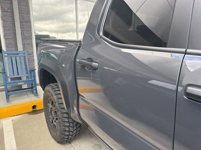 Used 2025 Toyota Tacoma SR5 AWD/4WD image 7