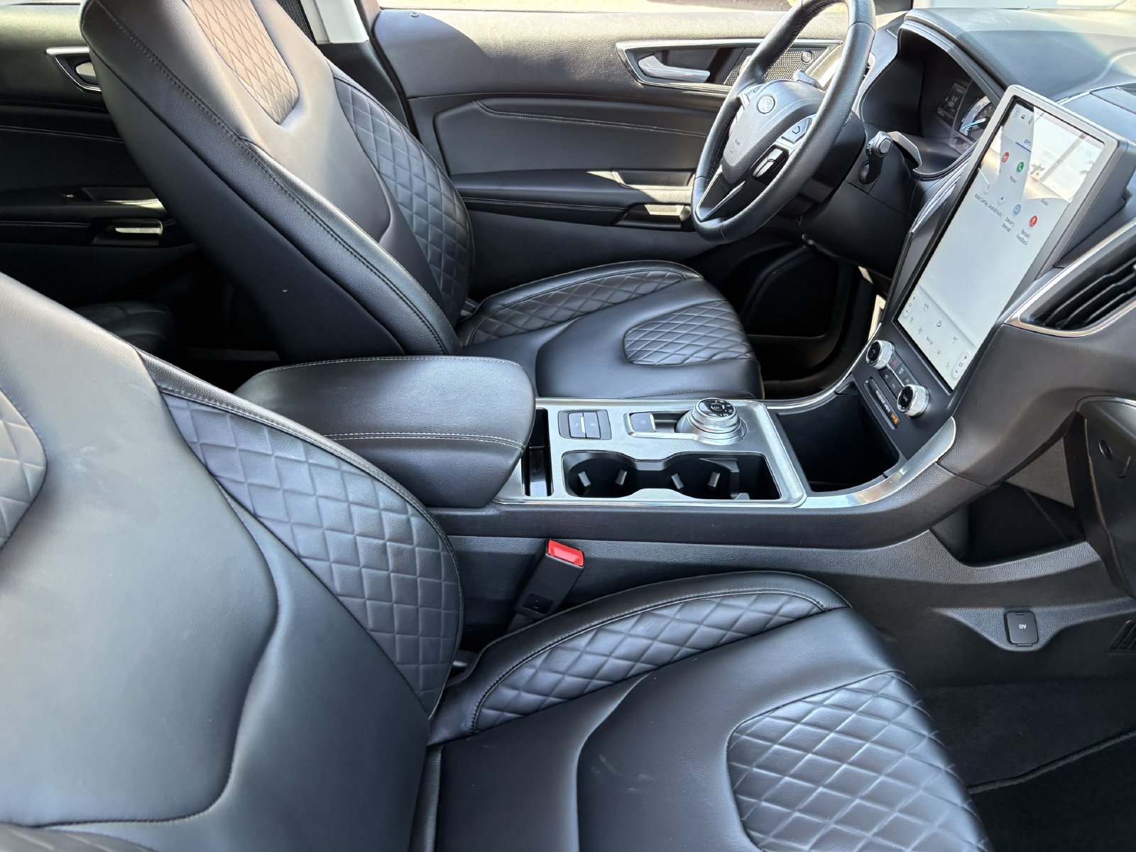 Certified 2024 Ford Edge Titanium AWD/4WD image 13