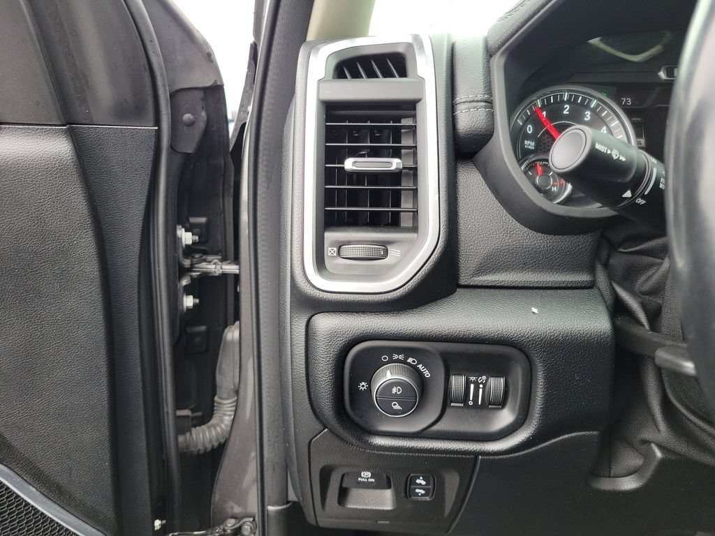 Used 2022 RAM 1500 Laramie AWD/4WD image 22