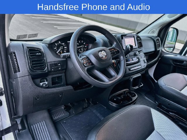 Used 2025 RAM ProMaster 2500 w/ Convenience Group FWD image 18