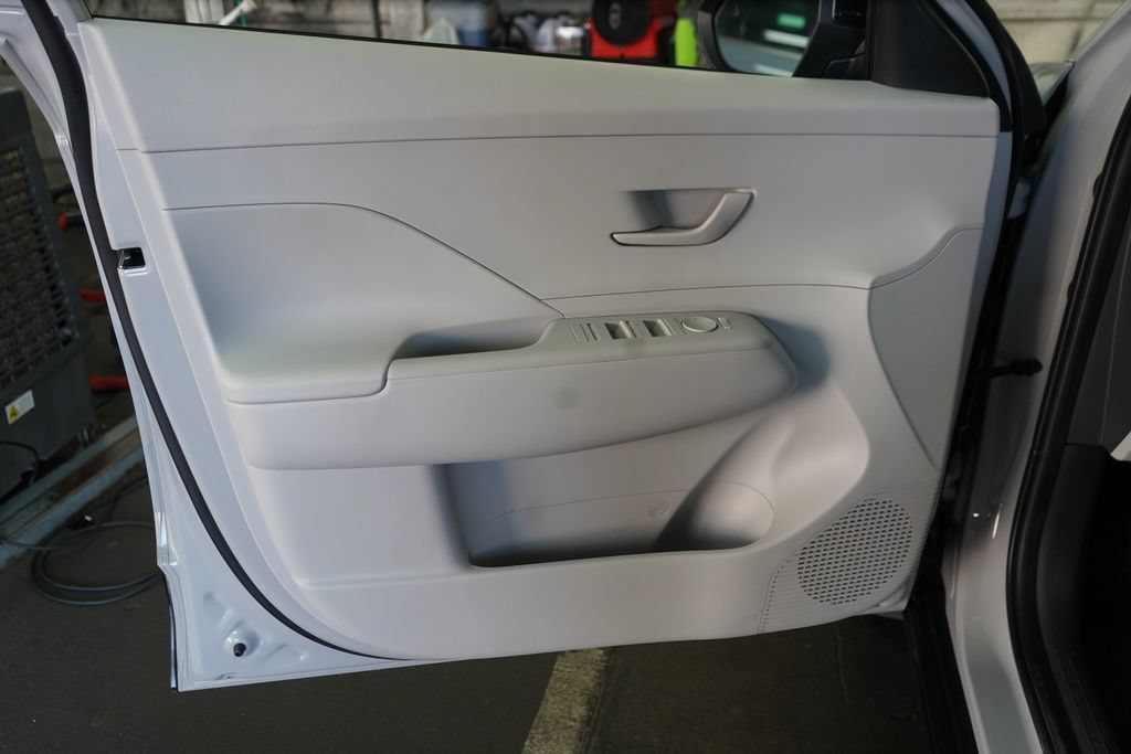 Used 2026 Hyundai Kona SEL Sport FWD image 15