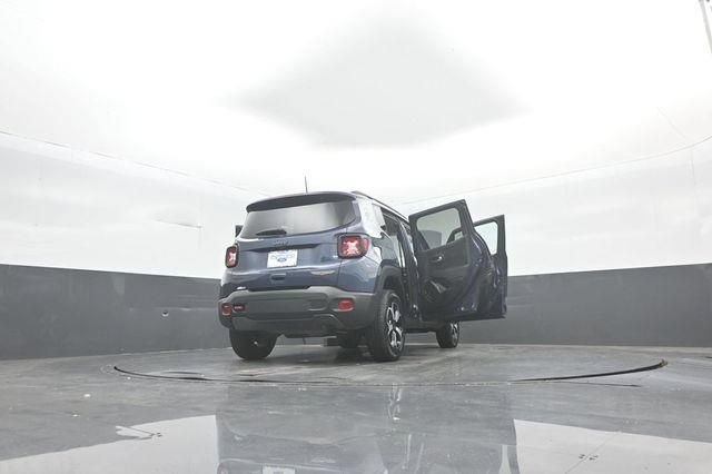 Used 2021 Jeep Renegade Trailhawk AWD/4WD image 45