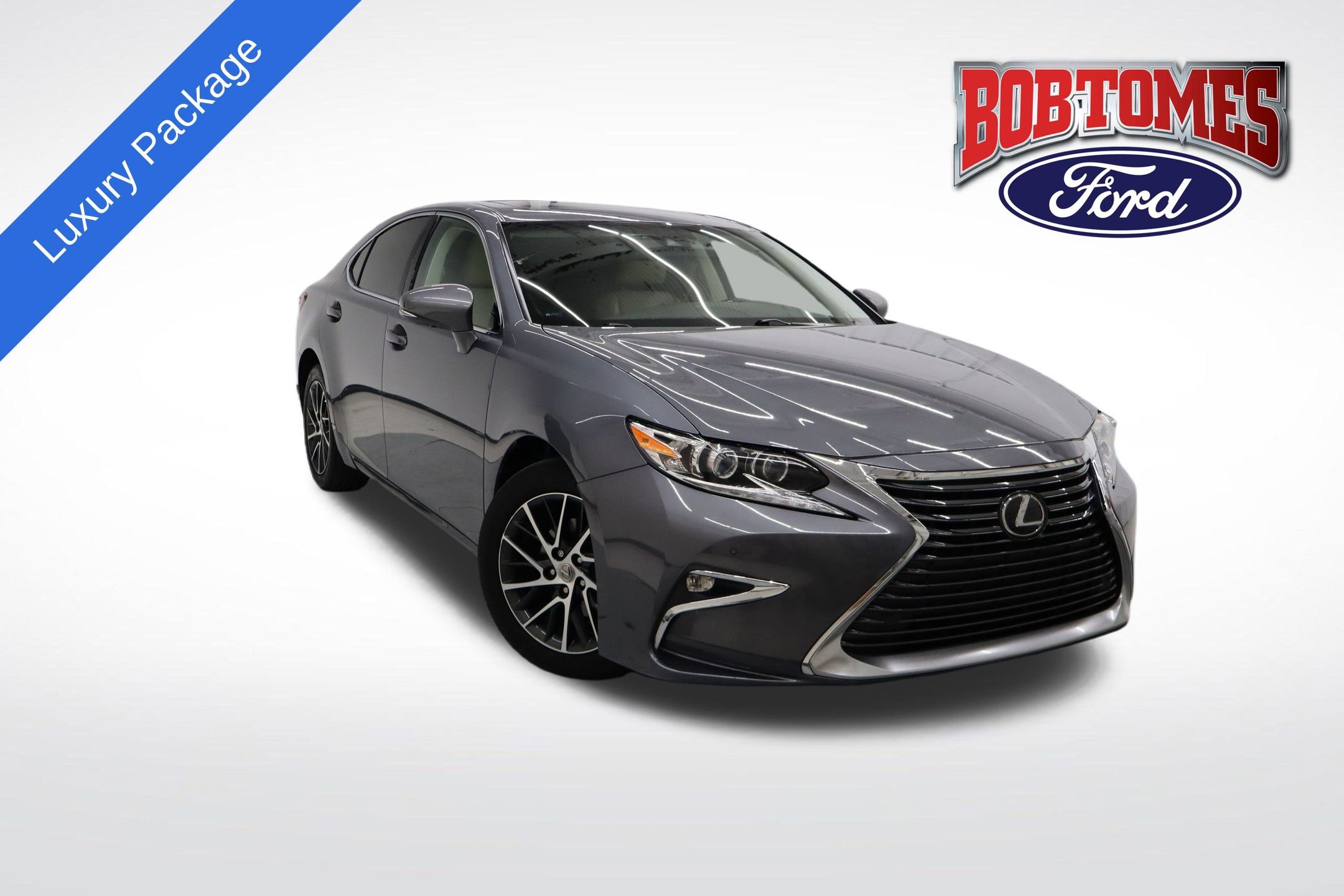 Used 2017 Lexus ES 350 w/ Luxury Package