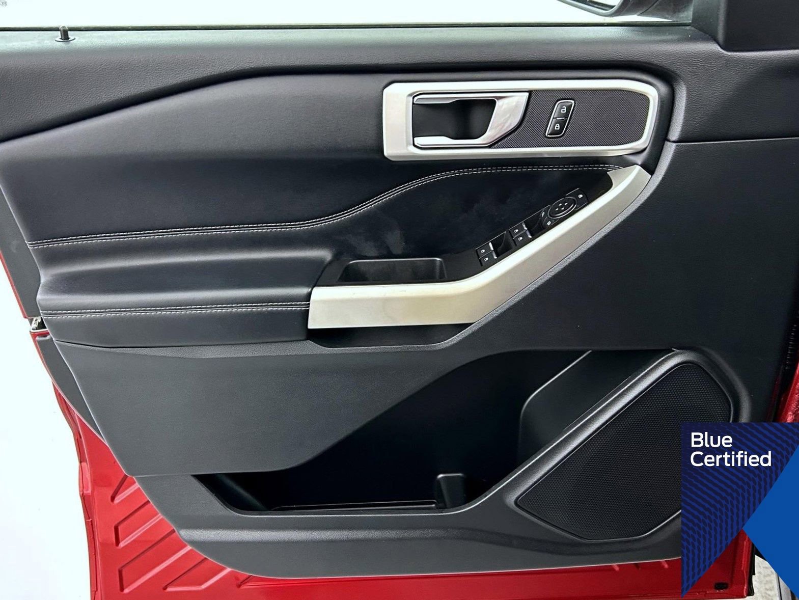 Certified 2021 Ford Explorer XLT image 9