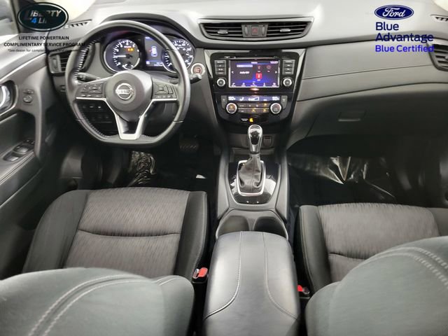 Used 2020 Nissan Rogue SV image 35