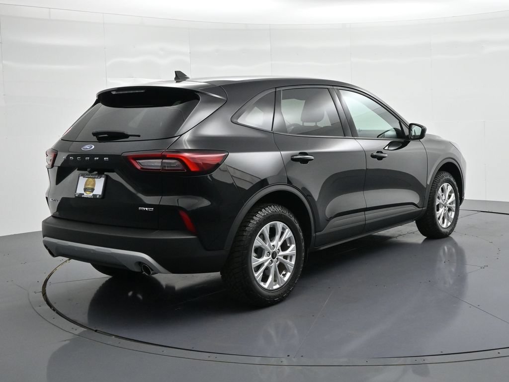 Certified 2025 Ford Escape Active w/ Cold Weather Package AWD/4WD image 6