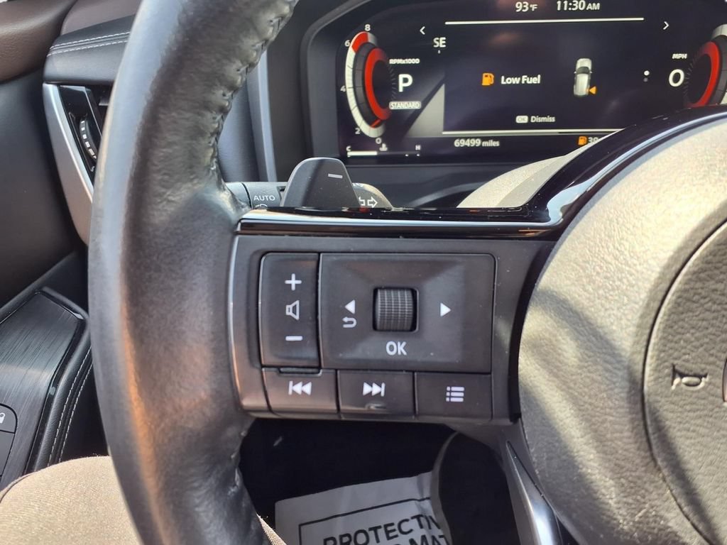 Used 2022 Nissan Rogue Platinum w/ Head-Up Display Package FWD image 18