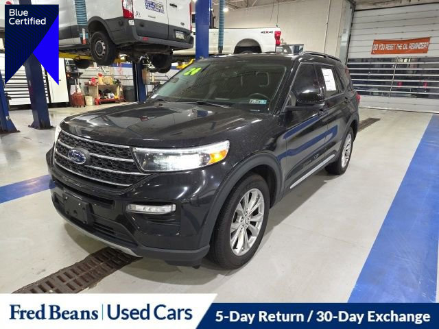 Certified 2024 Ford Explorer XLT w/ Equipment Group 202A image 1