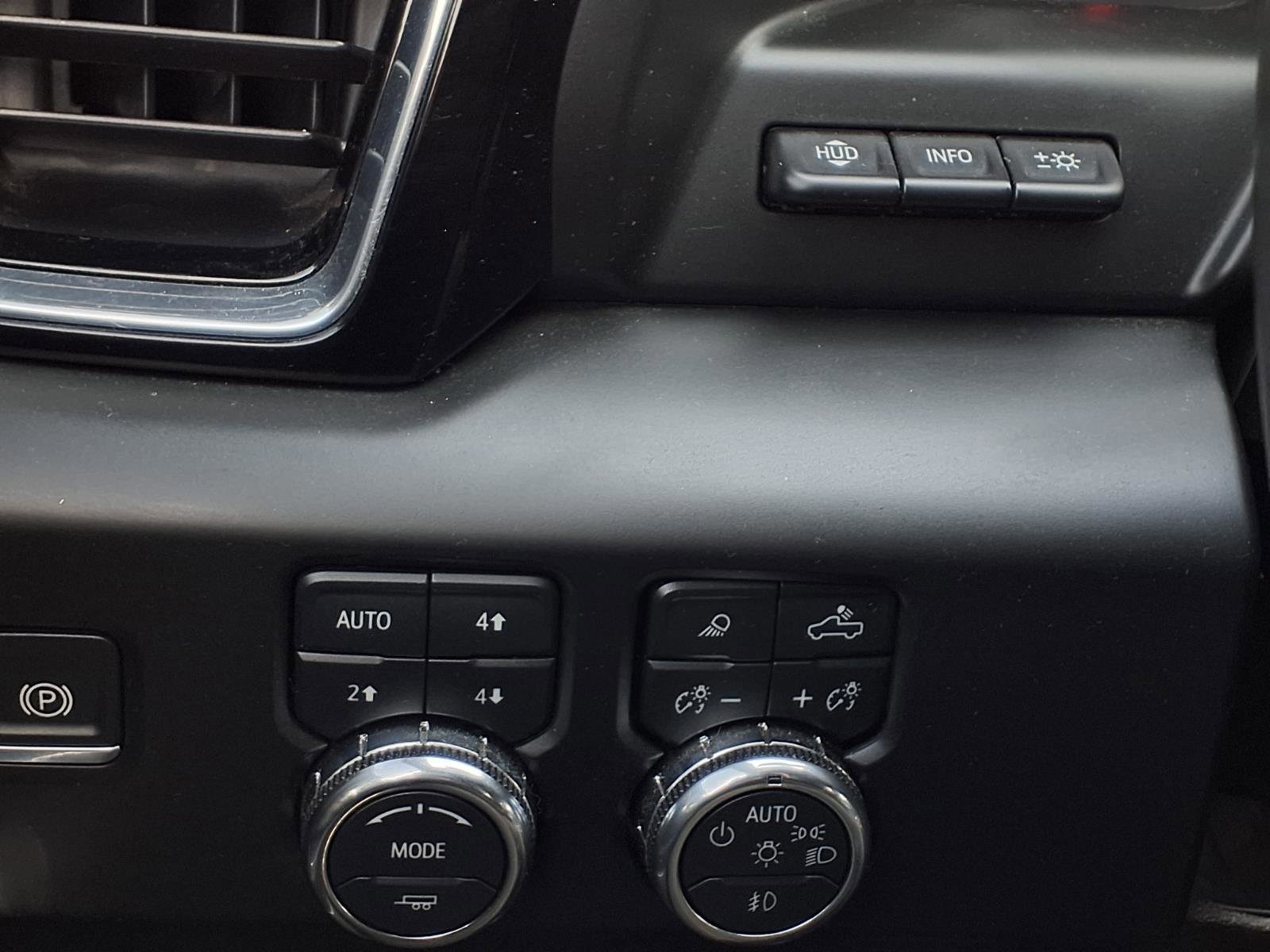 Used 2024 GMC Sierra 2500 Denali w/ Denali Reserve Package image 19