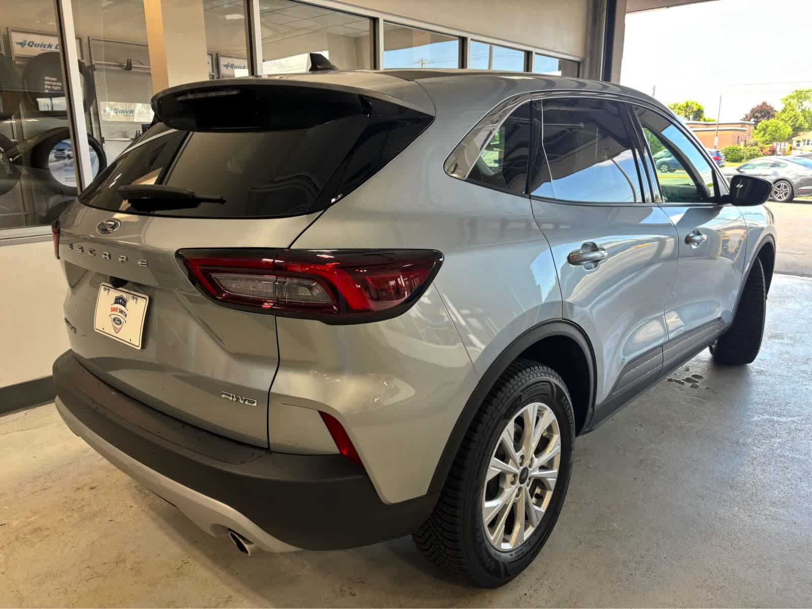 Certified 2023 Ford Escape Active AWD/4WD image 7