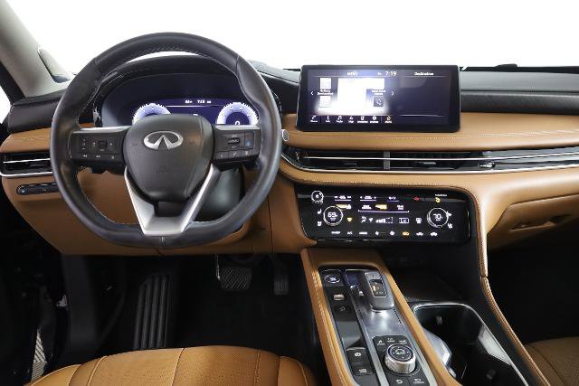 Used 2023 INFINITI QX60 Sensory w/ Vision Package AWD/4WD image 11