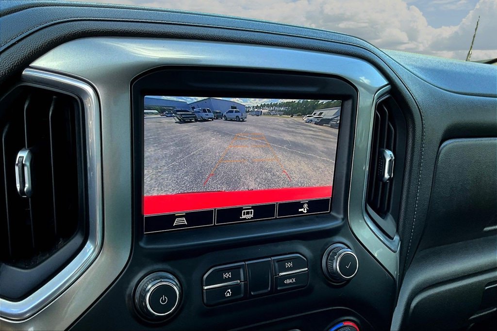 Used 2021 Chevrolet Silverado 1500 RST w/ Convenience Package II AWD/4WD image 17