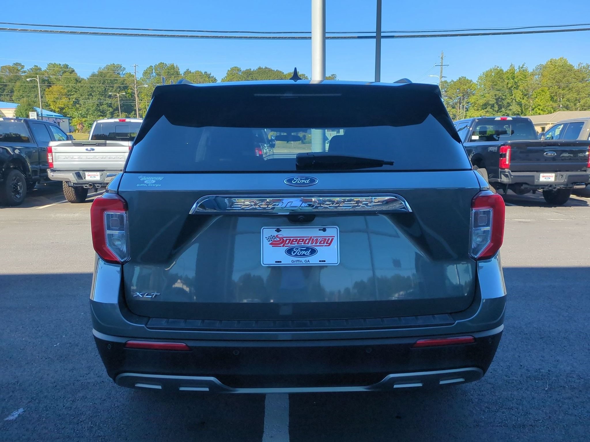 Certified 2023 Ford Explorer XLT w/ Equipment Group 202A RWD image 8