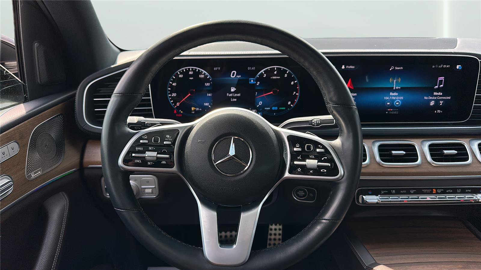 Used 2022 Mercedes-Benz GLS 450 4MATIC image 27
