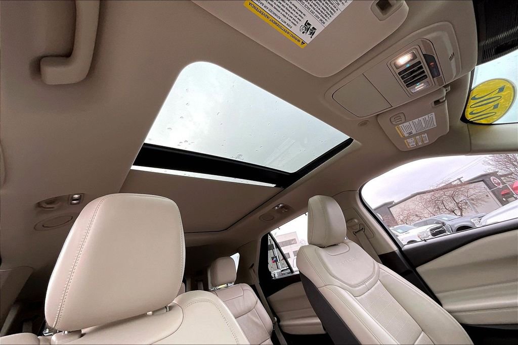 Certified 2020 Ford Explorer Platinum image 20