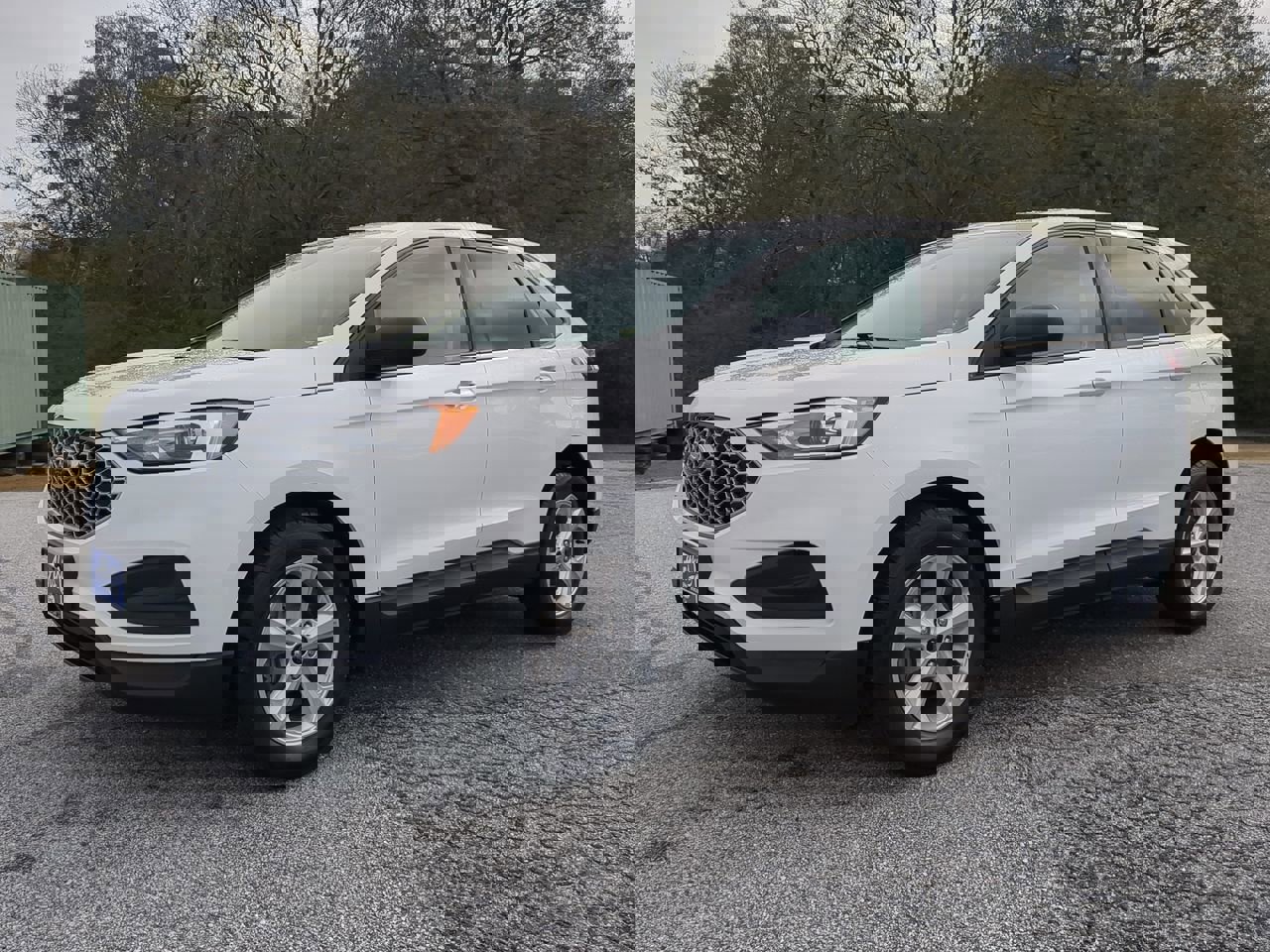 Certified 2024 Ford Edge SE image 6